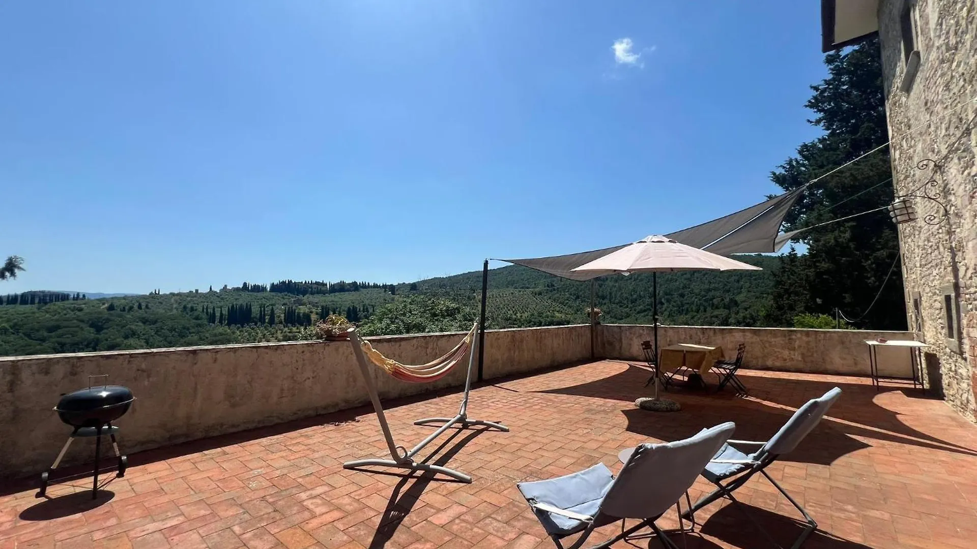 Wine Apartments Florence Lawrence Casignano 0*,
